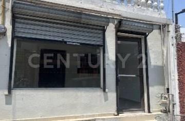 Local comercial · 55m² · 1 Estacionamiento · Local en Renta en Col. Jardin de Las Mitras en Monterrey