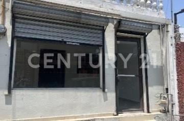 Local comercial · 55m² · 1 Estacionamiento · Local en Renta en Col. Jardin de Las Mitras en Monterrey