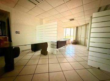1 · Oficinas en Renta en Plaza Kristal Al Oriente de Aguascalientes