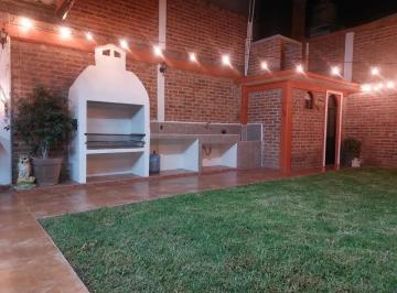 1 · Terreno Bardeado con Jardín en Venta en La Pradera, Irapuato