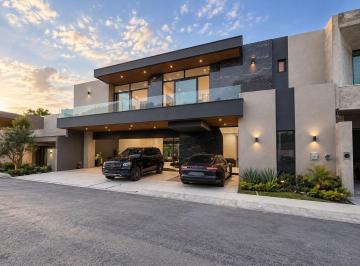 Casa de 4 habitaciones, Monterrey · Casa en Venta en El Barro Carretera Nacional Monterrey