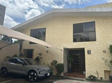 Casa de 3 habitaciones, Zapopan · Casa en Venta en Fraccionamiento Camino Real, Zapopan