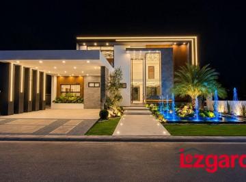Casa de 5 habitaciones, Atlatlahucan · En Venta Excelente Residencia Nueva con 5 Recamaras en Lomas de Cocoyoc