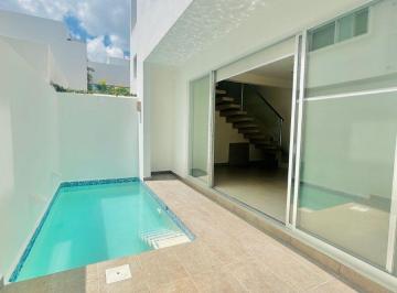 Casa de 3 habitaciones, Cancún · Av Huayacan Residencial Arbolada Casa en Renta!