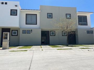 Casa en condominio de 3 habitaciones, León · Casas en Privada Al Norte de Leon Desde $1,700,000