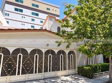 Casa · 240m² · 3 Recámaras · 2 Estacionamientos · Casa en Venta en Mirador Residencial