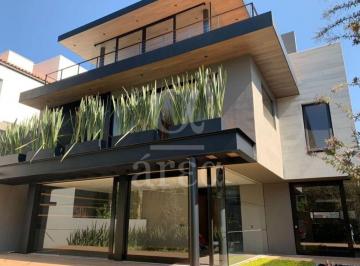 d8822f70870997336ea9201c22792a3c5ee61bcd6da2460987476f61d1ab0595 · Moderna Residencia en Venta en Cumbres de Santa Fé