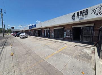 Local comercial , Celaya · Plaza Comercial en El Acceso a La Colonia Naranjos