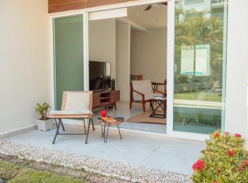 Departamento · 90m² · 2 Recámaras · 2 Estacionamientos · Departamento Amueblado en Pb en Venta en Long Island Cancún de 2 Recámaras