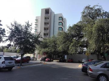 Departamento · 106m² · 3 Recámaras · 2 Estacionamientos · Departamento en Torre Anáhuac 11