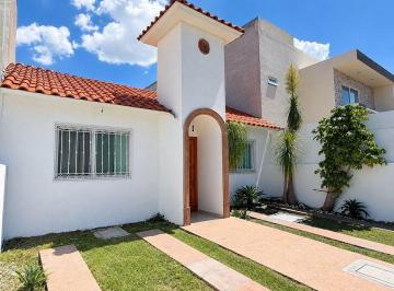 771c051db692ed8299aee7314cde0425bd0e720dfed48276c4b9bb380134530d · Casa de un Nivel en Venta en Las Trojes Corregidora, Querétaro
