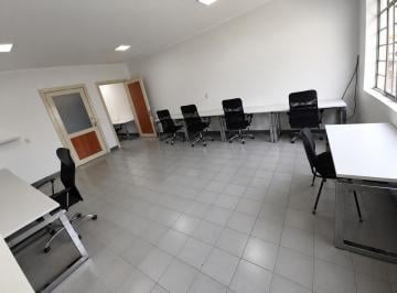 Oficina , Guadalajara · Estudio / Oficina Funcional en Casona de La Colonia Americana
