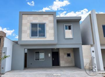 Casa de 3 habitaciones, Ramos Arizpe · Casa Ejecutiva en Renta en Fraccionamiento Privado Ramos Arizpe