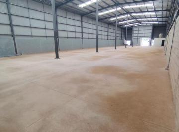 Bodega comercial , Mérida · Bodega Industrial en Renta Cerca del Periférico Dentro de Mérida, Yucatán | 1,027 m² con Andenes