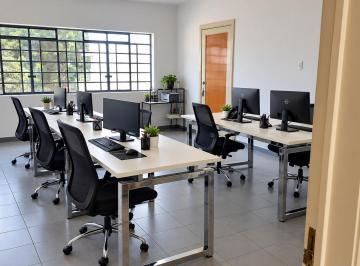 Oficina , Guadalajara · Espaciosa Oficina Ideal Estudio Creativo en Casa Estilo Americana