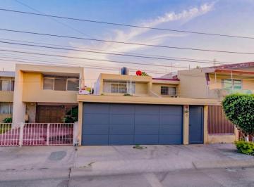Casa de 4 habitaciones, Guadalajara · Casa en Venta en Residencial Victoria