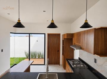 Casa · 121m² · 2 Recámaras · 2 Estacionamientos · Casa de Una Planta | 2 Recámaras | Fracc. Punto Lomas