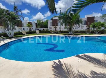 Departamento · 118m² · 3 Recámaras · 2 Estacionamientos · Venta Casa Poligono Sur Cancun Amueblada 3 Recamaras 3 Baños Completos Dh3226