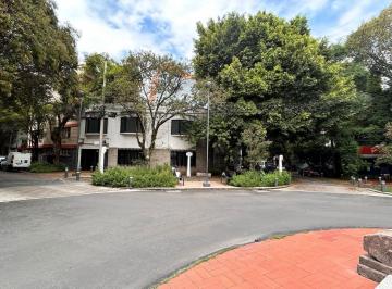 Casa · 264m² · 3 Recámaras · 1 Estacionamiento · Casa con Uso de Suelo de Oficina en Insurgentes Mixcoac