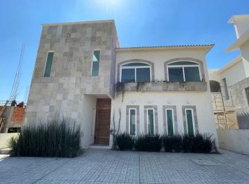 Casa en condominio de 3 habitaciones, Metepec · Casa Nueva en Venta “gran Quinta” Metepec