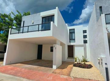 Casa de 3 habitaciones, Mérida · Casa en Renta con 3 Recámaras en Santa Gertrudis Copó Alado Temozón en Mérida, Yucatán