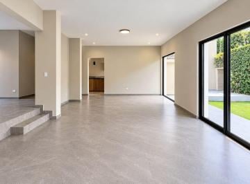 Casa de 4 habitaciones, San Pedro Garza García · Casa en Renta en Valle de Santa Engracia