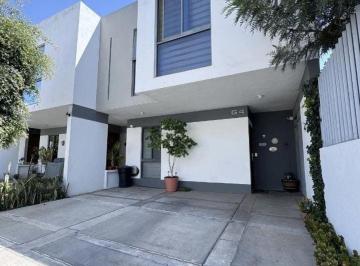 30765ca8dbe61fd43aa2d0a36246e7c6d641c63b6bb009e3ca98472c5969856f · Casa en Venta $5,000,000 en Tlajomulco de Zúñiga