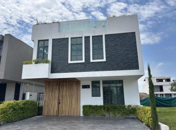 Casa en condominio · 285m² · 4 Recámaras · 2 Estacionamientos · Casa en Venta en Punto Sur Elite