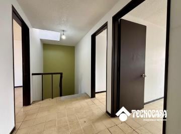 Casa de 2 habitaciones, Zapopan · Casa en Venta | 175 m² de Construcción | 3 Recámaras | Gran Potencial de Remodelación