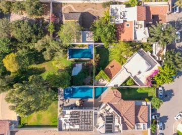 Casa de 4 habitaciones, Torreón · Casa en Venta de 1690 m² en Torreón, Coahuila