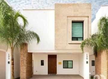 Casa · 172m² · 3 Recámaras · 2 Estacionamientos · Casa en Venta Al Norte de La Ciudad de Torreón