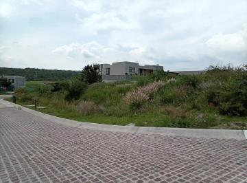 1 · Terreno Habitacional Esquina en Venta en El Molino Residencial y Golf, León