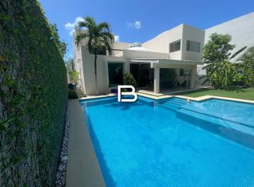 Casa · 450m² · 3 Recámaras · 3 Estacionamientos · Casa en Residencial Villa Magna