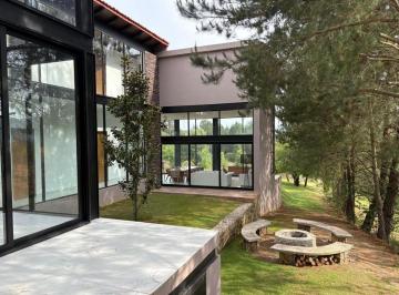 Casa de 5 habitaciones, Tapalpa · Cabaña de Lujo en Tapalpa, en Valle del Lago