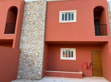 Casa de 2 habitaciones, Mérida · Townhouse con Fachada Estilo Colonial en El Norte de Merida