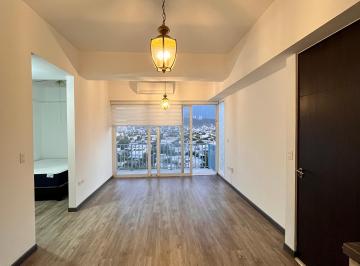 Sala-Comedor · Departamento en Renta en El Centro de Monterrey