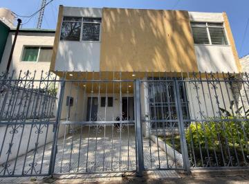 Casa de 4 habitaciones, Guadalajara · Se Renta Casa en Jardines de La Cruz