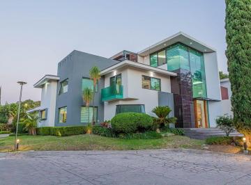 a838d373a5e05ea50887f29cdb20d4ee9286d7fb3576cb1cc98350c910c0c818 · Casa en Venta en Bugambilias 2a Sección con Alberca (Recorrido Virtual)