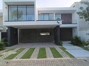 Casa en condominio de 4 habitaciones, Mérida · Residencia en Renta en Privada Soluna Temozon Norte4 Habs Alberca, Paneles Solares y Amenidades
