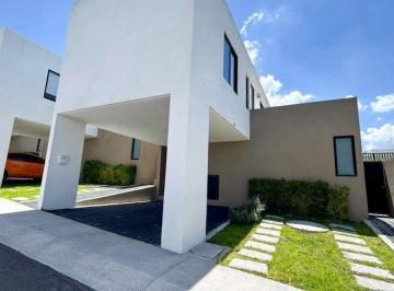 Casa de 3 habitaciones, El Marqués · Se Renta Casa en Inspira Zibatá, Amplia y Moderna Frente Al Parque Jamadi