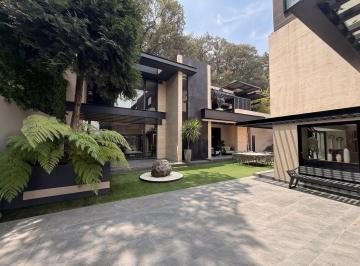 b38a4612c72f47087e706c2c981bfeb03b1fb5e7949c43217fe5e6a4da6cf5ef · Residencia Contemporánea con Diseño, Elevador, Spa y Grandes Áreas Sociales