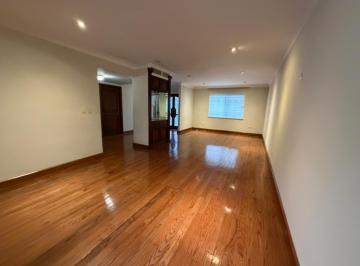 1 · Casa en Renta en Mirasierra, 3 Recamaras con Baño y Vestidor, en Calle Tranquila, Sin Salida
