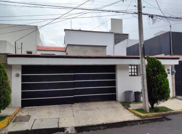 Casa de 4 habitaciones, Alvaro Obregón · Casa en Renta en Lomas de Las Águilas!