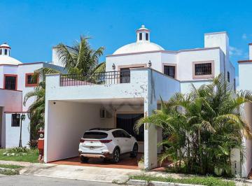 Casa · 230m² · 3 Recámaras · 2 Estacionamientos · Casa en Venta en Fraccionamiento Gran Santa Fe