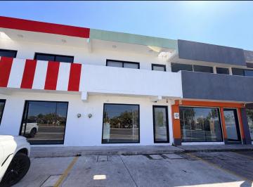 Local comercial · 115m² · 2 Recámaras · 2 Estacionamientos · Local en Renta Blvd Riviera Veracruzana Alvarado Veracruz