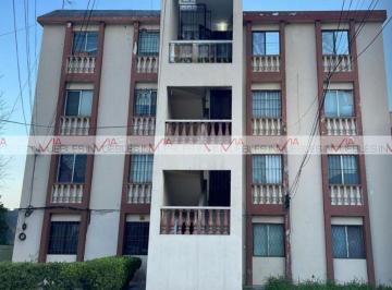 Departamento · 102m² · 2 Recámaras · 1 Estacionamiento · Departamento en Renta en Las Cumbres