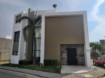 Casa de 4 habitaciones, San Andrés Cholula · Casa en Renta en Parque Veracruz. Lomas de Angelopolis. Puebla