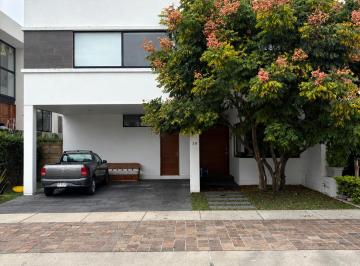 Casa en condominio de 3 habitaciones, Zapopan · Casa en Venta en La Toscana, Valle Real, Zapopan