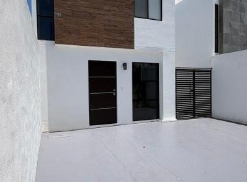 Casa · 74m² · 2 Recámaras · 2 Estacionamientos · Casa en Venta en Mérida, Esmeralda Residencial, Nororiente
