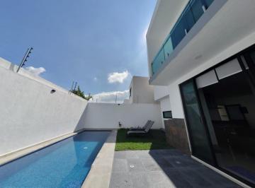 Casa · 158m² · 4 Recámaras · 2 Estacionamientos · Casa en Privada, Jiutepec Centro, Morelos